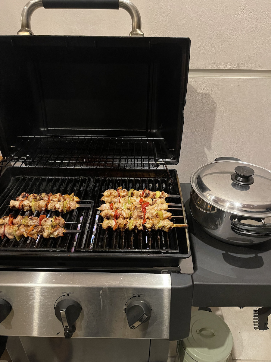Broil King Gem 310 Grătar pe gaz Din fontă Grătar 55bucx34buccm cu 3 buc 6.9kW