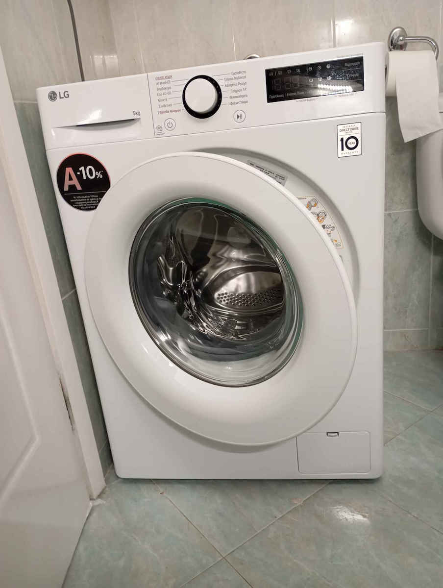 LG Πλυντήριο Ρούχων 9kg με Τεχνολογία Ατμού 1400 Στροφών AI DD F4R3009NSWW