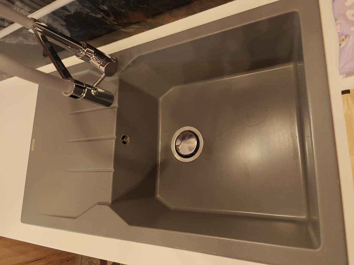 Sanitec Ultra Granite Drop-In Spüle aus Verbundgranulat B86xT50cm Pietra
