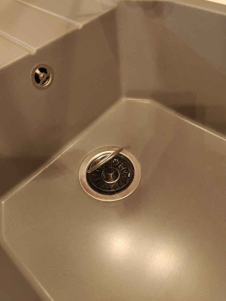 Sanitec Ultra Granite Drop-In Spüle aus Verbundgranulat B86xT50cm Pietra