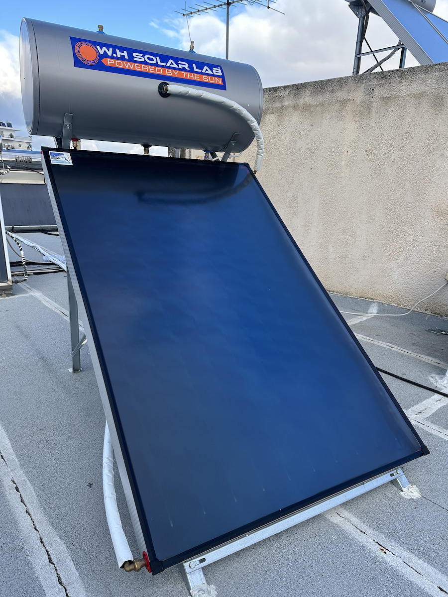 W-H Solar Lab Слънчев бойлер 160лт Стъкло Двойно действие 2.5кв.м. Изборен