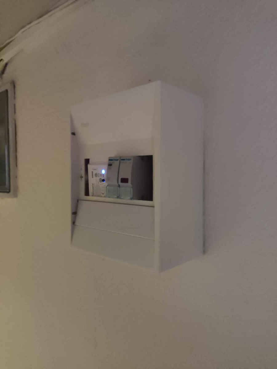 Hager Mini Gamma Wall mounted 6-Elements Fuse Box with 1 Row W146xH180xD82mm