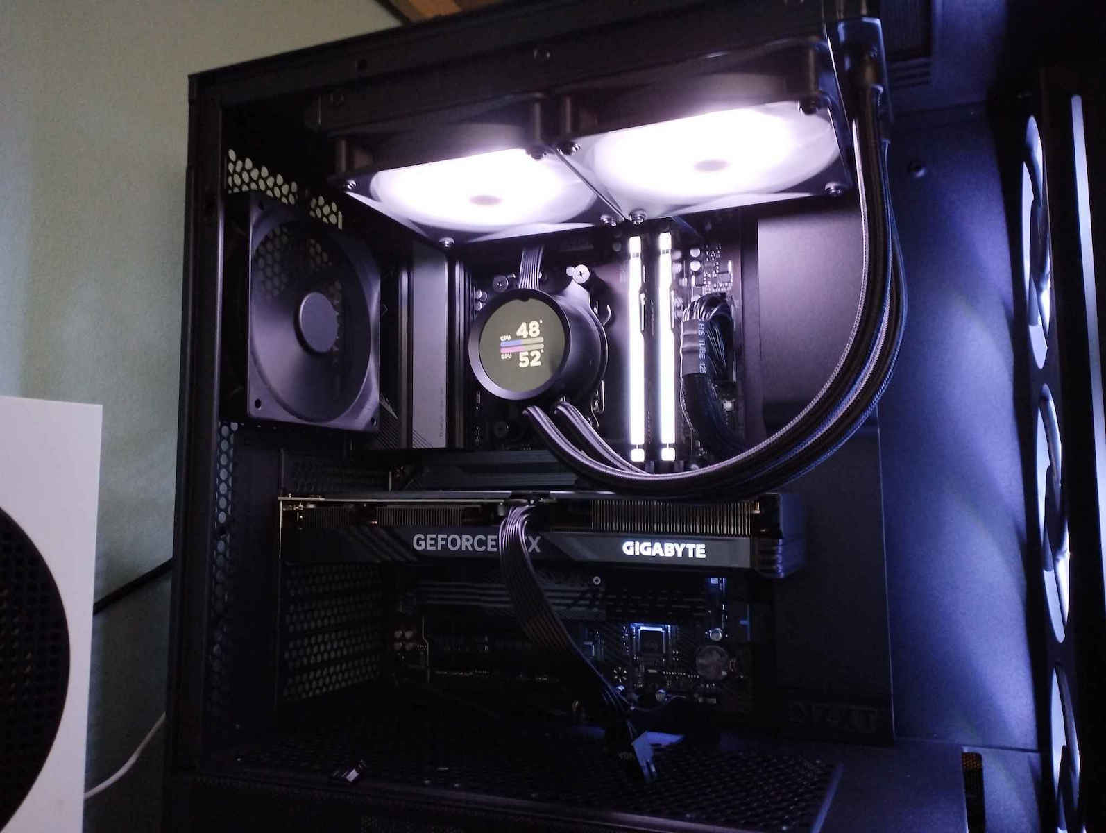 Gigabyte B650 Aorus Elite AX V2 Wi-Fi Motherboard ATX με AMD AM5 Socket