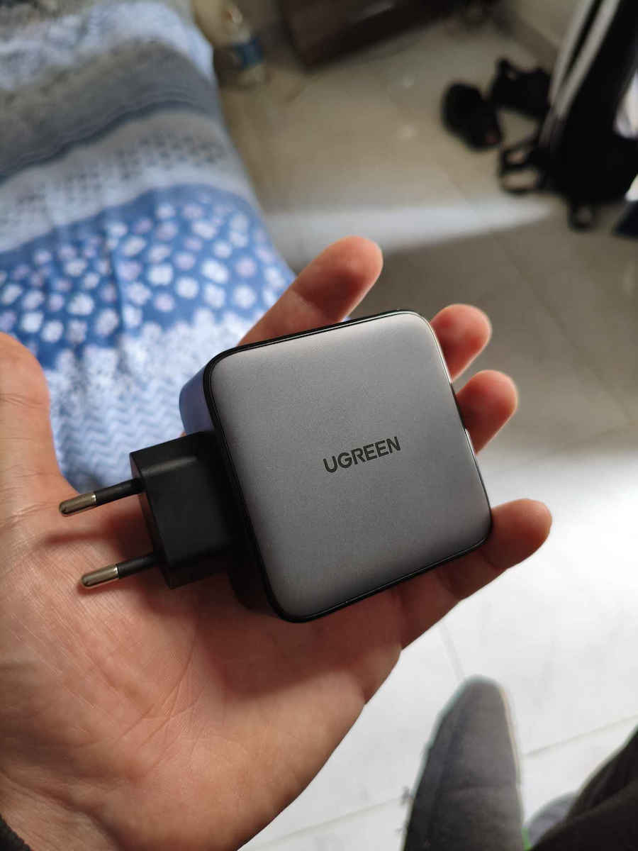 Ugreen GaN Wireless Charger with USB-A Port and 3 USB-C Ports 100W Power Delivery / Quick Charge 4+ Black (CD226)