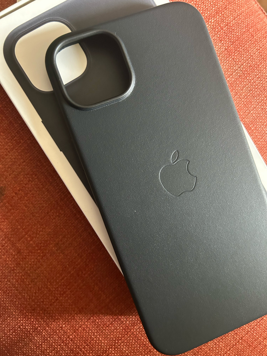Apple Back Cover Piele Umber (iPhone 14 Plus)