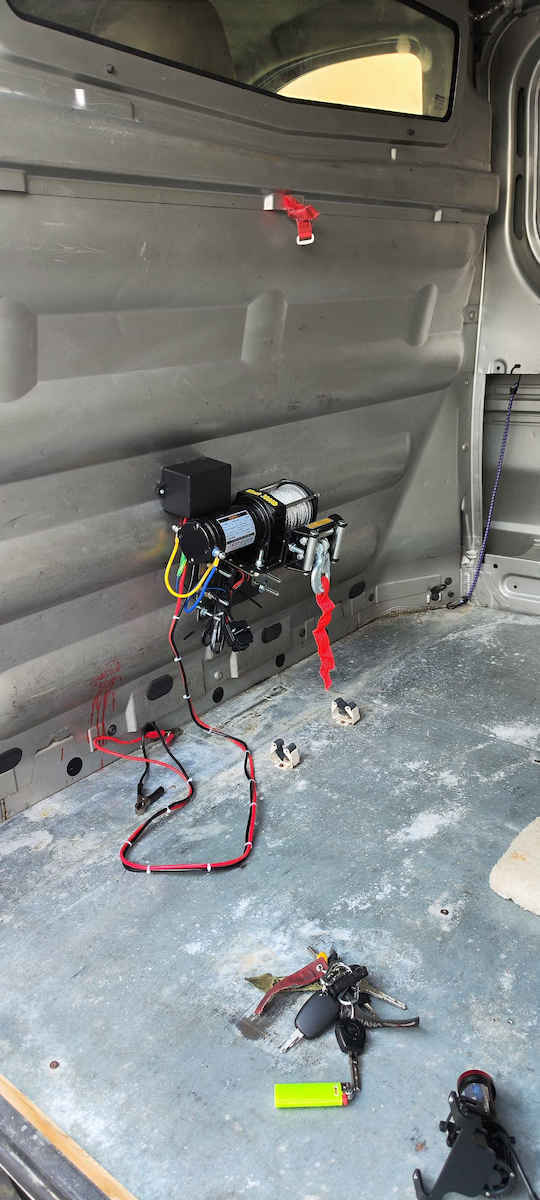 Express Electric 4x4 Car Winch 12V with Towing Capacity 1361kg