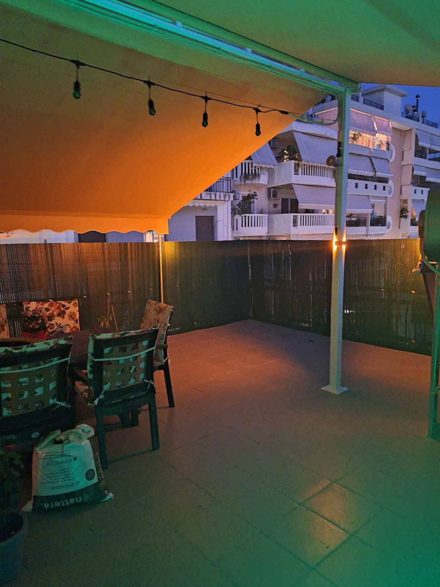 GloboStar Dona Επιτοίχιο Εξωτερικό Σποτ LED IP66 10W με Θερμό Λευκό Φως 8.2x8.2x6εκ.