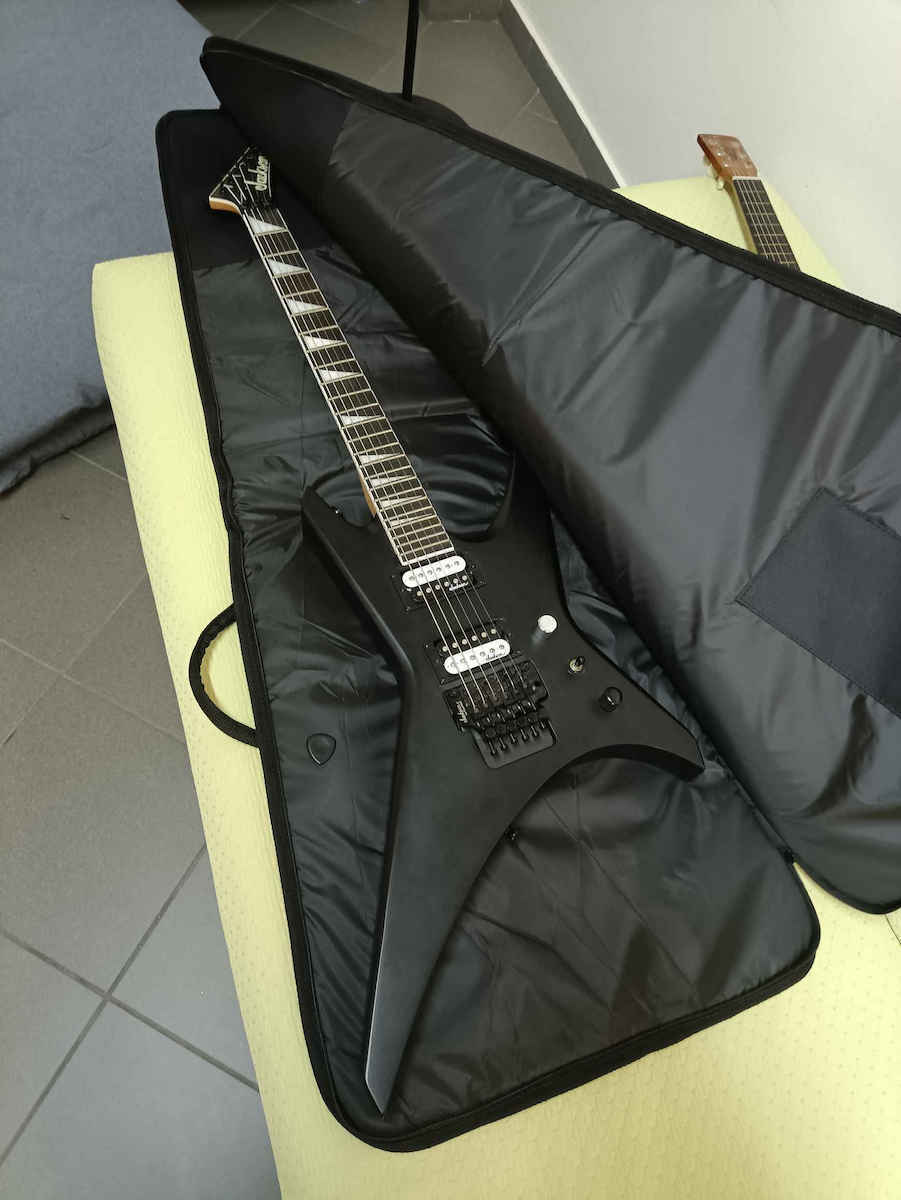 Gator Waterproof Case Electric Guitar Padded Black