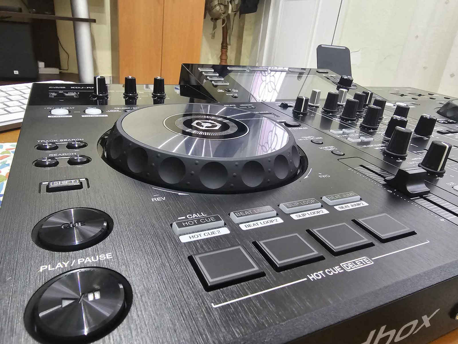 Pioneer XDJ-RR DJ Controller 2 Canale cu Ecran