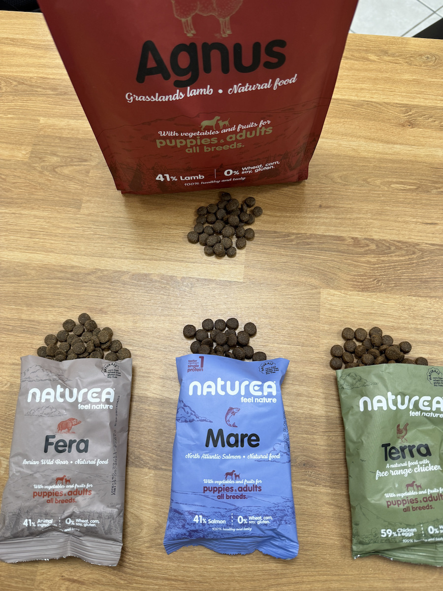 Naturea Naturals Agnus 12kg Ξηρά Τροφή χωρίς Γλουτένη για Ενήλικους Σκύλους με Αρνί, Ρύζι, Κρέας, Λαχανικά, Καστανό Ρύζι, Πατάτες και Κολοκύθα