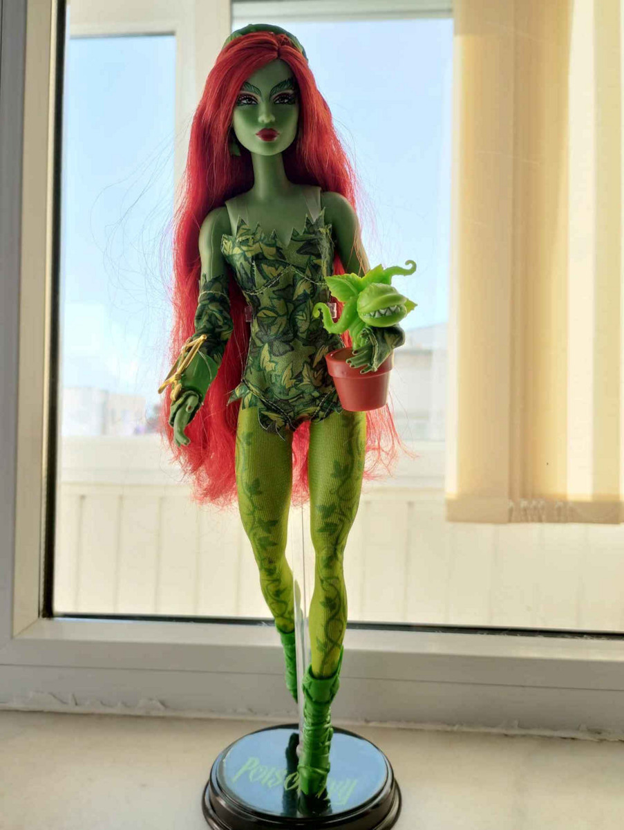 Barbie Batman 85th Anniversary - Poison Ivy Doll for 3++ Years