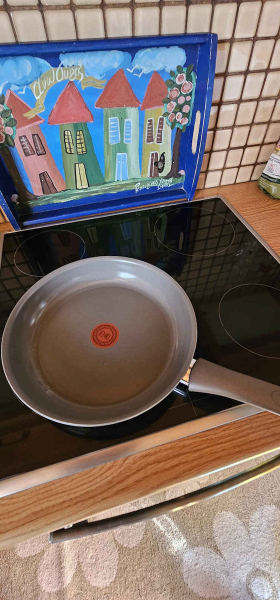 Tefal Renewal Τηγάνι από Αλουμίνιο με Κεραμική Επίστρωση 20cm