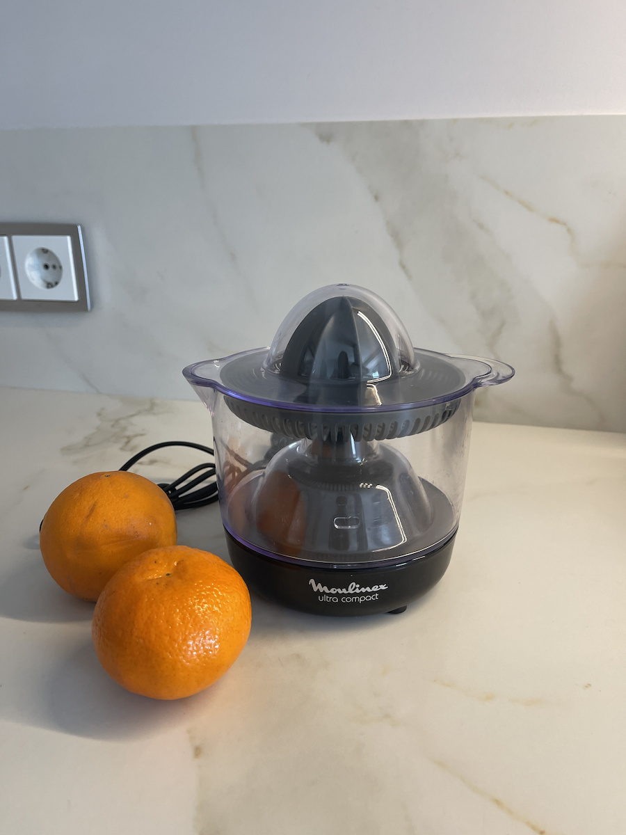 Moulinex Vitapress Storcător Electric 25W cu Capacitate 500ml Negru