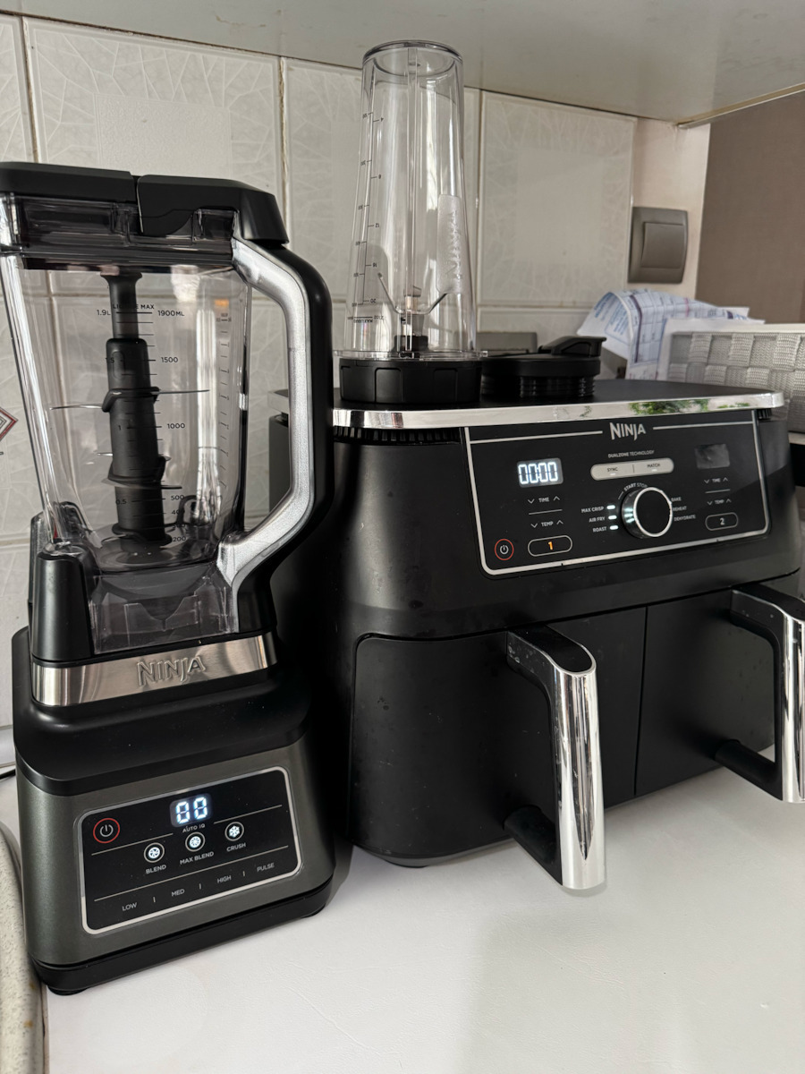 Ninja 2-in-1 with Auto-iQ Blender with Plastic Jug 2.1 lt 1200W Black & Silver