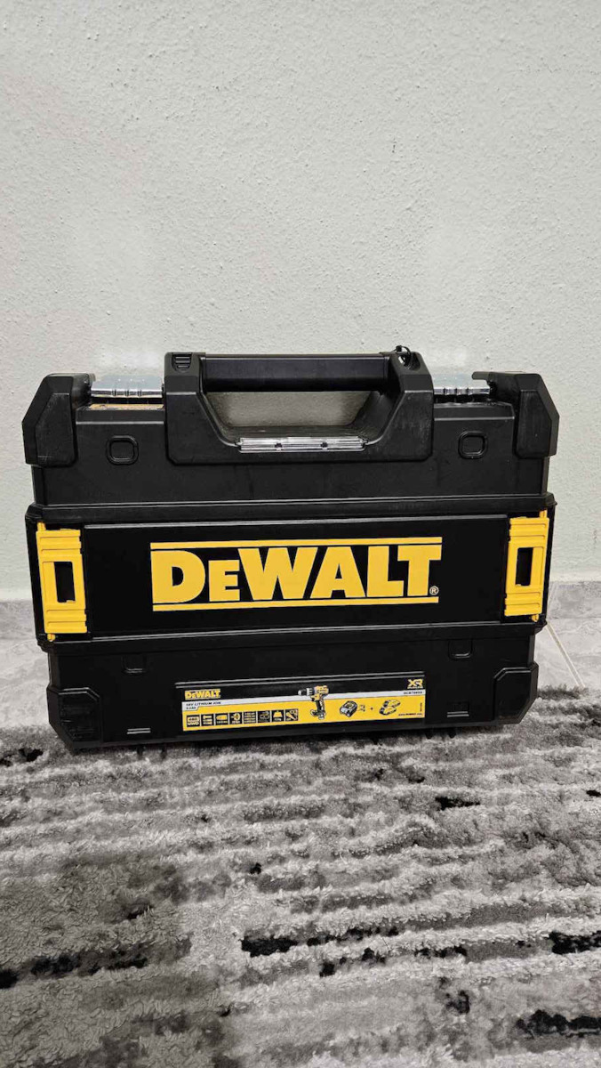 Dewalt Percussive Drill Driver Battery Brushless 18V 2x2Ah
