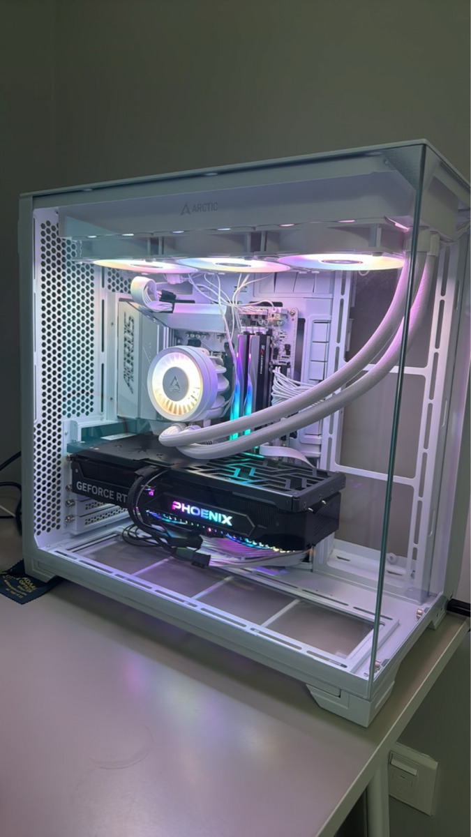 Gigabyte B650E AORUS ELITE X AX ICE Дънна платка ATX с AMD AM5 Сокет