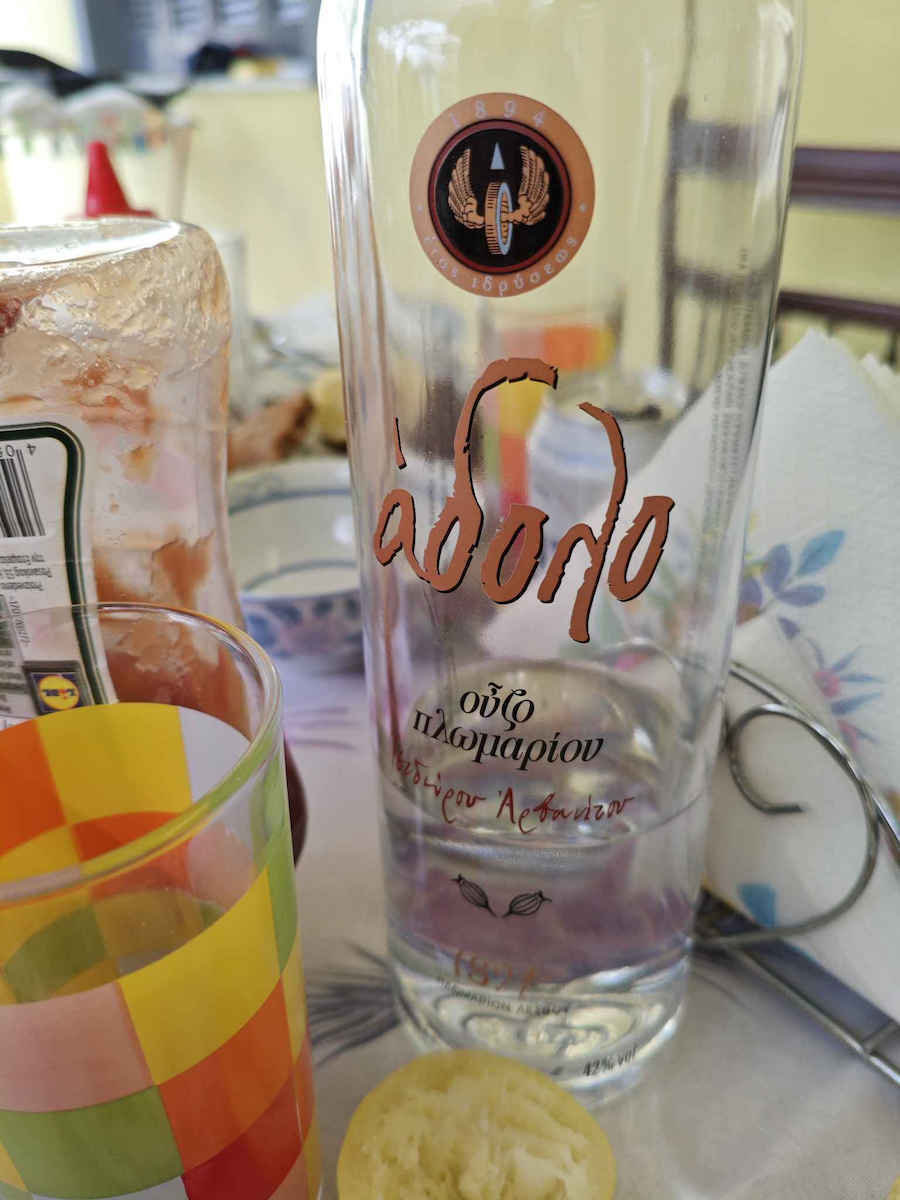 Isidorou Arvaniti Άδολο Ούζο 42% 700ml