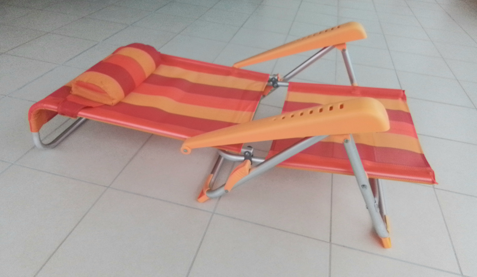 TH-03.CH-101-O Small Chair Beach Aluminium with High Back Orange 89x57cm