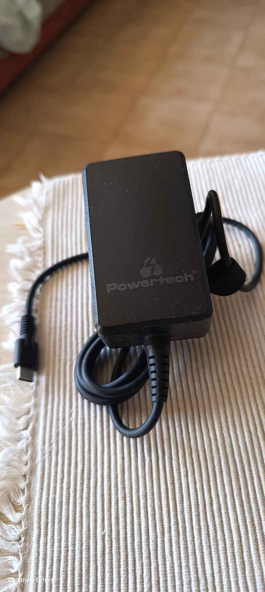 Powertech USB-C Зарядно за лаптоп 65W за Universal