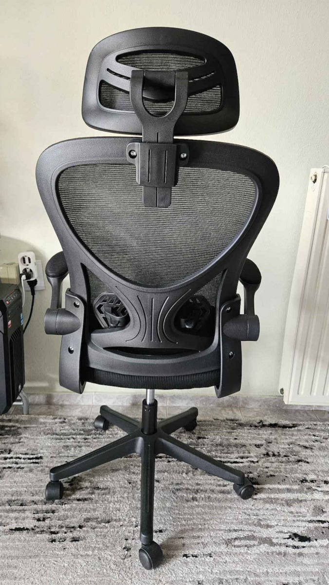 Pakketo Anthony Executive Chair with Arms Black
