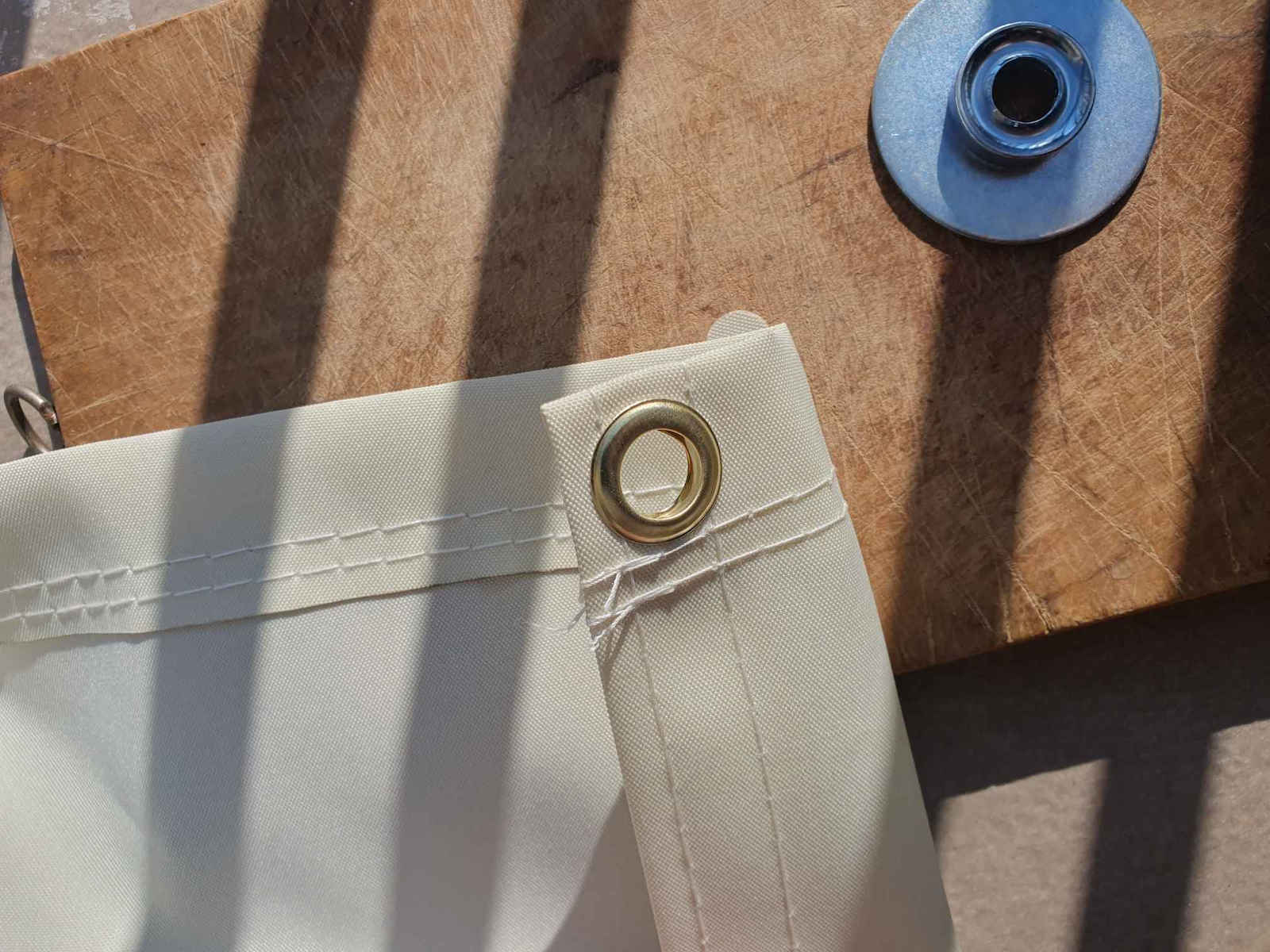 Eyelet Plier for 12mm Hole Opening with 100 Eyelets