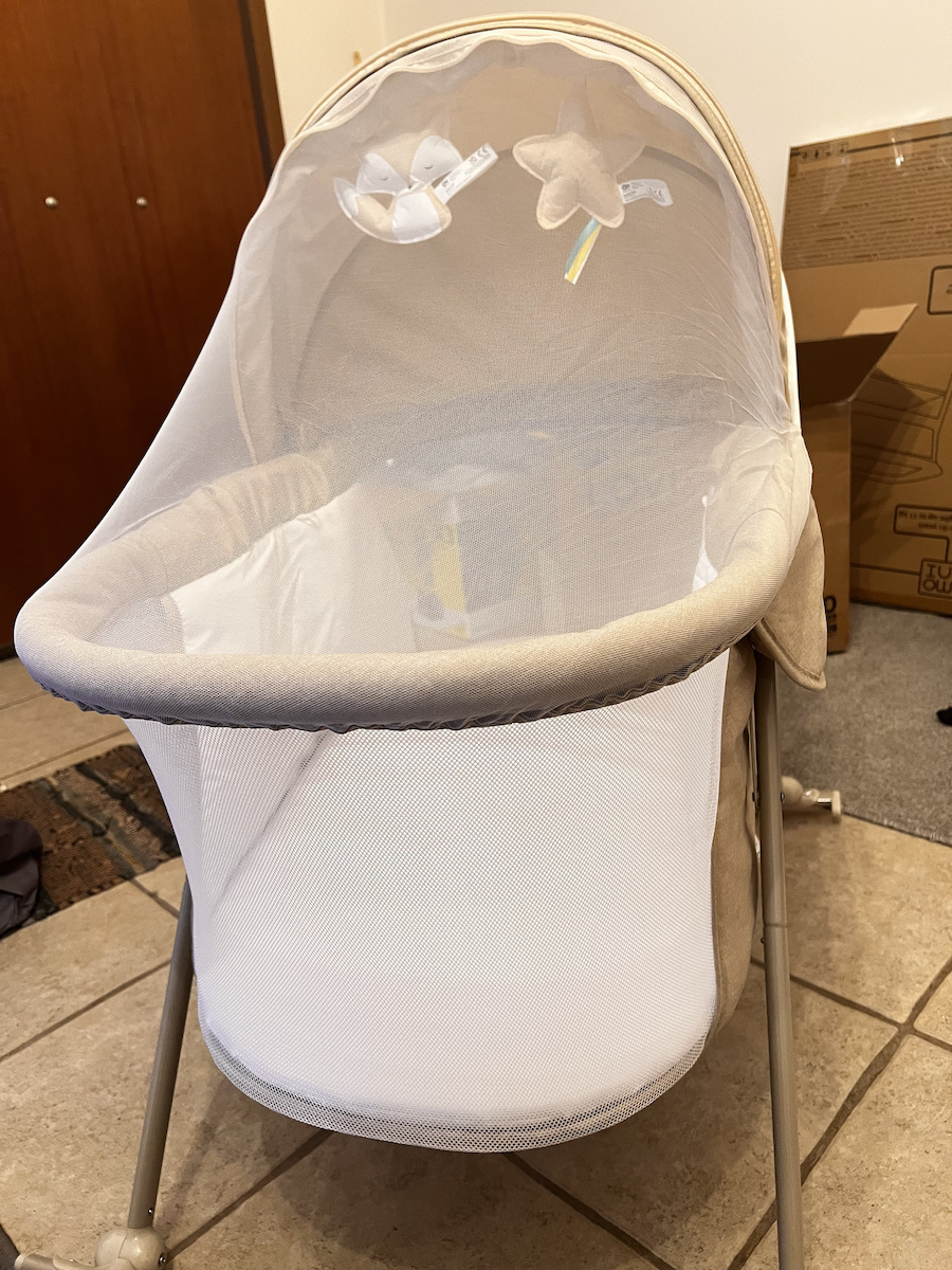 Kinderkraft Cradle Lovi with Mattress and Wheels Grey