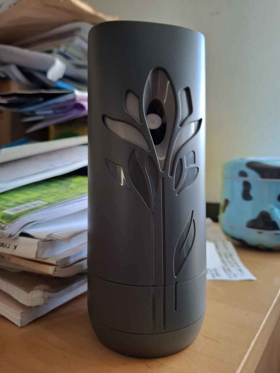 Airwick Ανταλλακτικό για Συσκευή Ψεκασμού Freshmatic με Άρωμα Smooth Satin & Moon Lilly 250ml