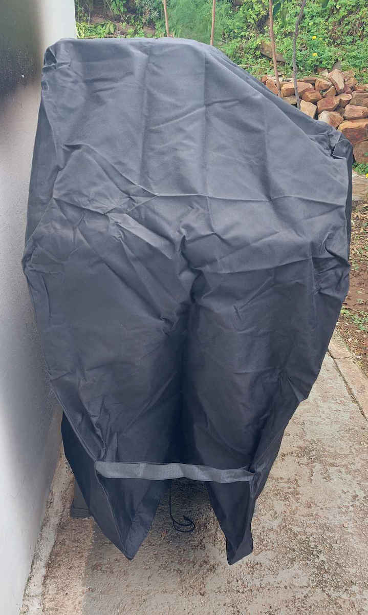 Blackbull Large Κάλυμμα Ψησταριάς Μαύρο από Oxford με Προστασία UV 136x58x98εκ.