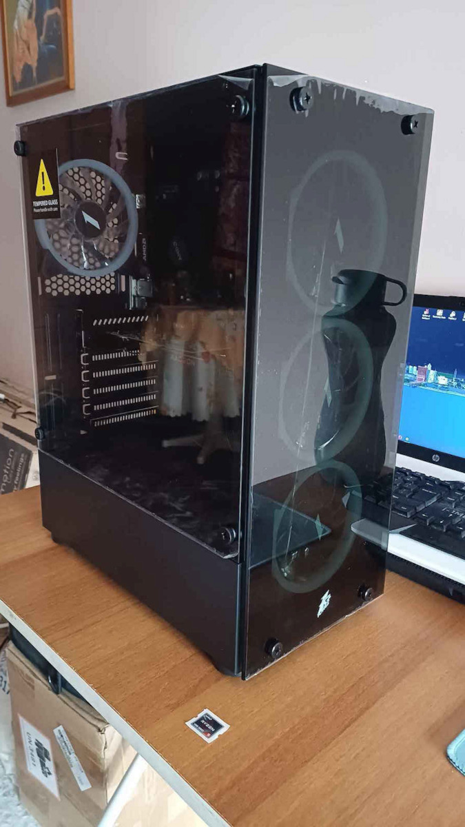 Vengeance GhostOps-X3 Desktop PC (Ryzen 5-5500/16GB DDR4/512GB SSD/Radeon RX 550/No OS)