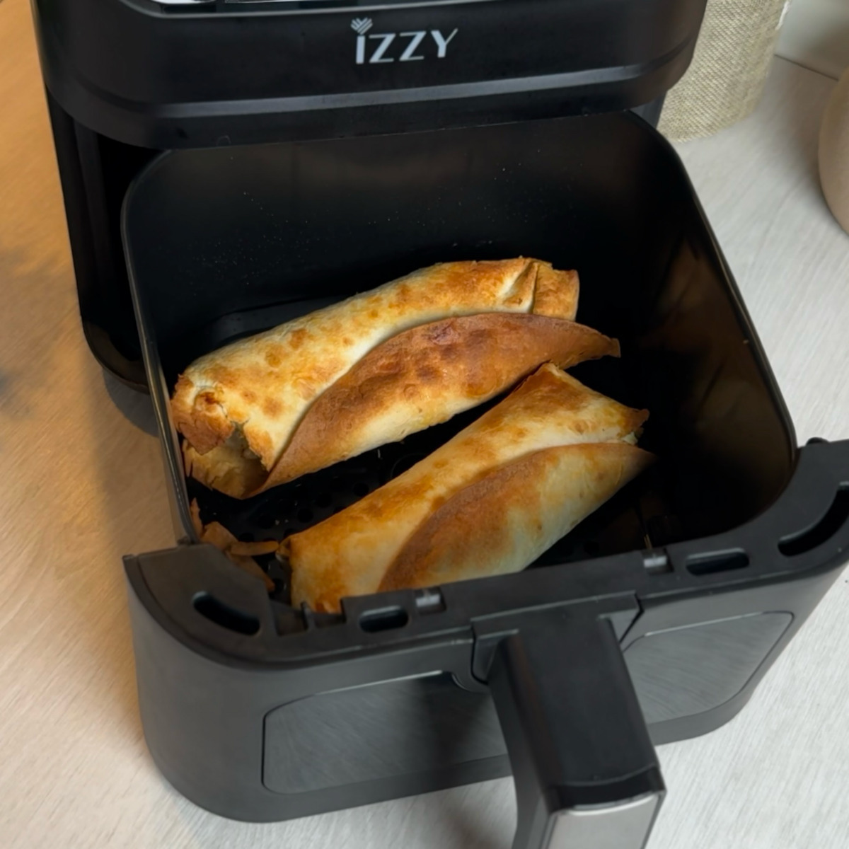Izzy Air Fryer 4.5lt Μαύρο IZ-8236