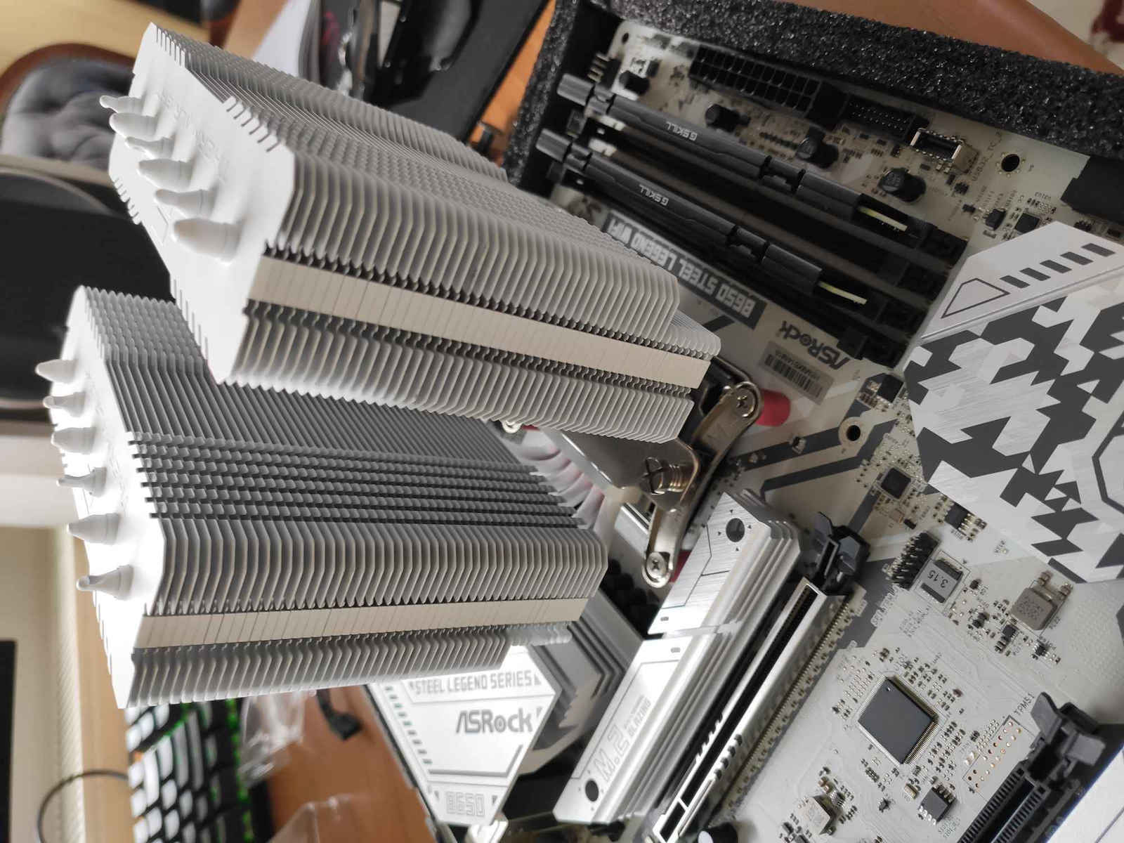 ASRock B650 Steel Legend WiFi Motherboard ATX με AMD AM5 Socket 90-MXBN90-A0UAYZ