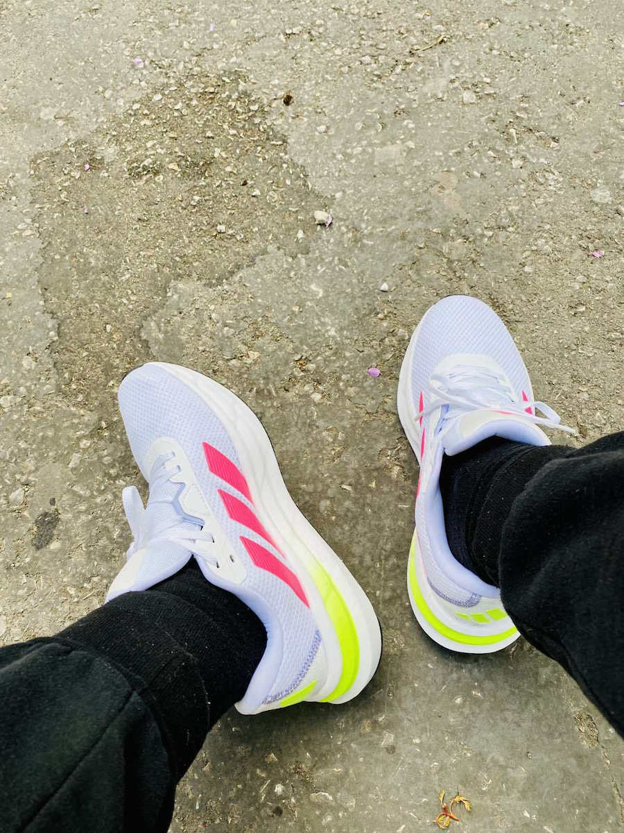Galaxy 7 Sport Shoes Running Black - White
