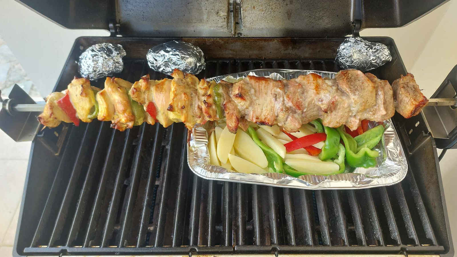 Bormann BBQ1260 Ανοξείδωτη Σούβλα Ψησταριάς για Κοτόπουλο με Μοτέρ 72cm