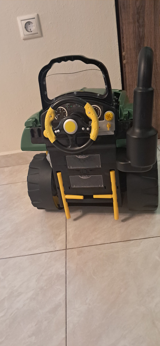 Klein John Deere Tractor Engine For 3+ Years 53 cm 57 pcs
