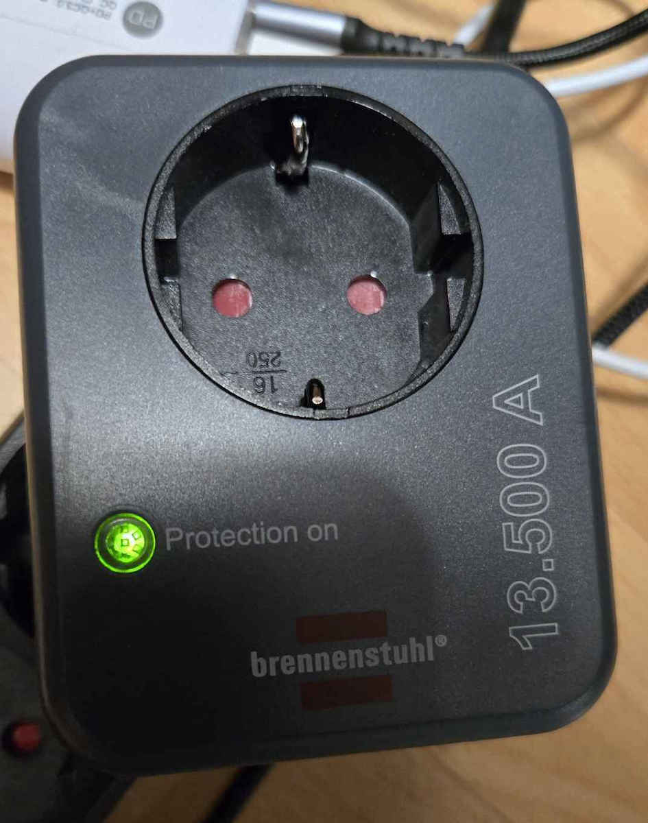 Brennenstuhl BCR1120 Single Safety Socket