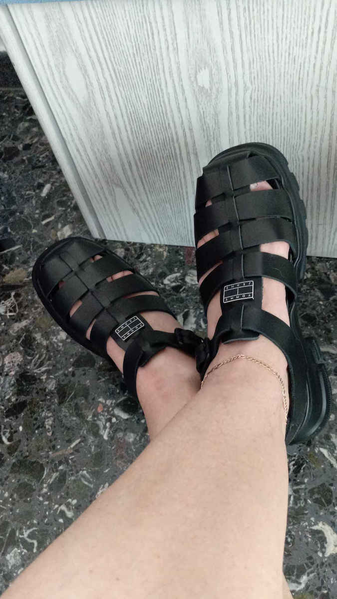 Δερμάτινα Γυναικεία Σανδάλια Μαύρα