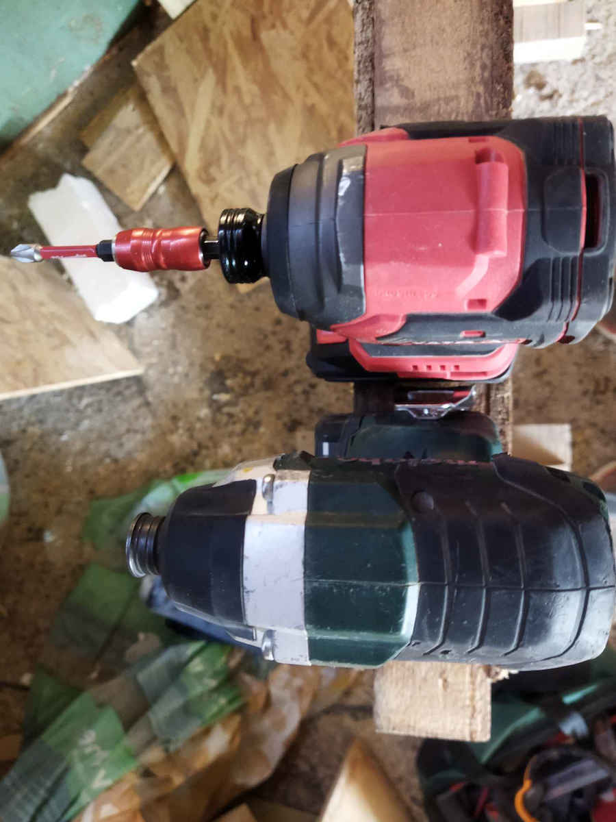 Yato YT-82798 Brushless 18V 1x4Ah Battery Impact Screwdriver