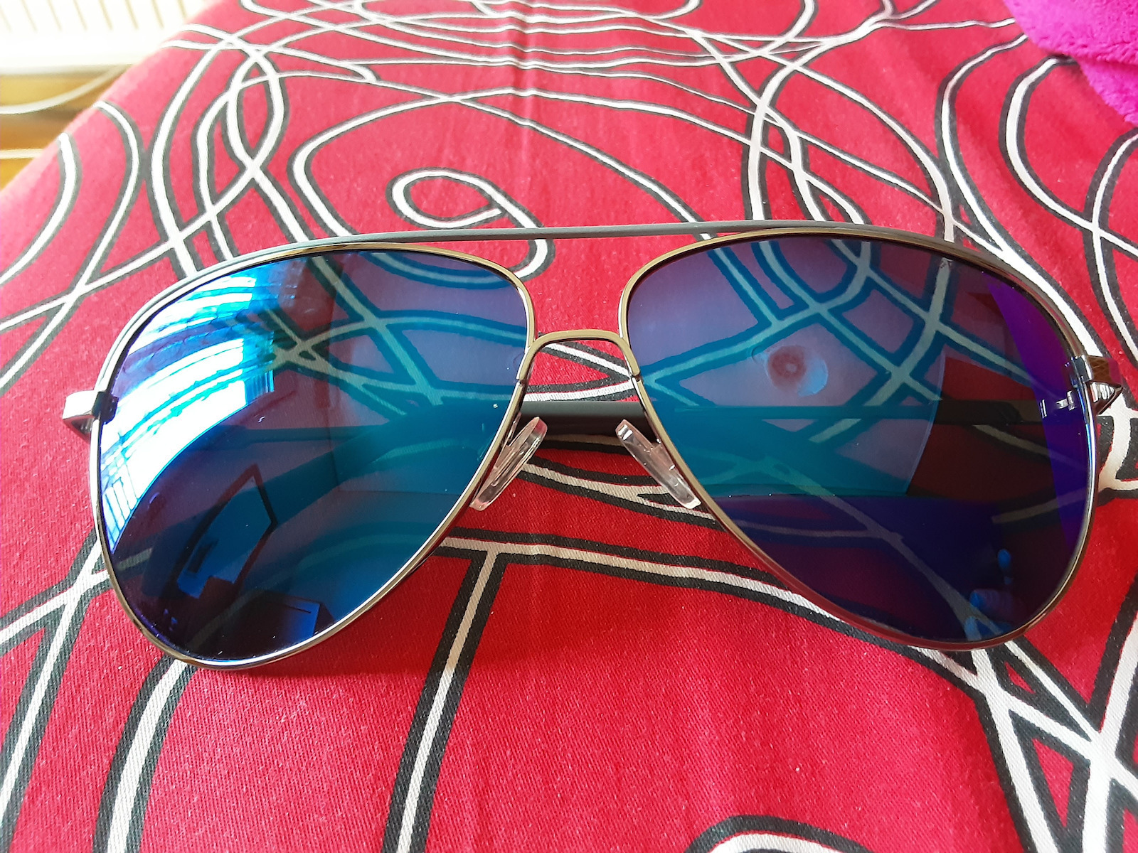 Polaroid Men's Sunglasses with Silver Metal Frame and Blue Polarized Mirror Lens PLD2054/S 6LB/62