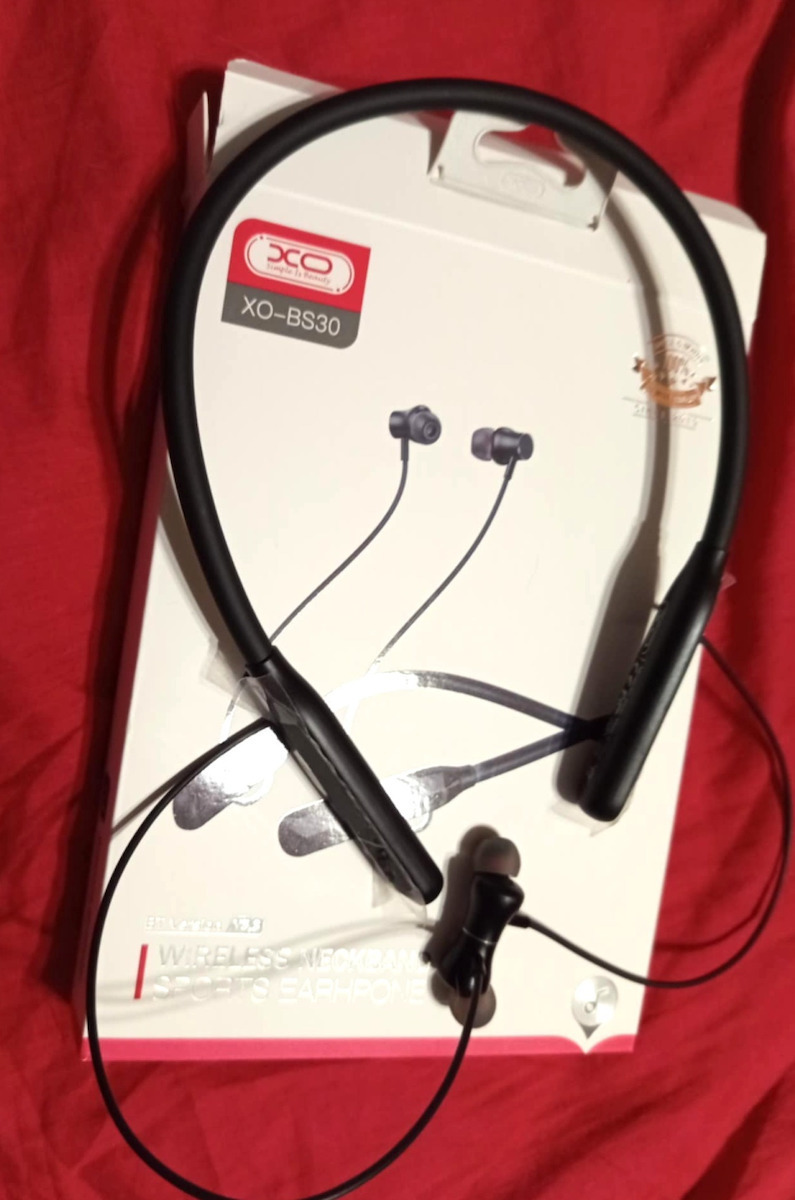 XO BS30 In-ear Bluetooth Handsfree Căști cu Rezistență la Transpirație Negru