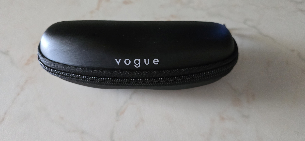 Vogue Γυναικεία Γυαλιά Ηλίου με Χρυσό Μεταλλικό Σκελετό και Καφέ Ντεγκραντέ Φακό VO4323S 848/13