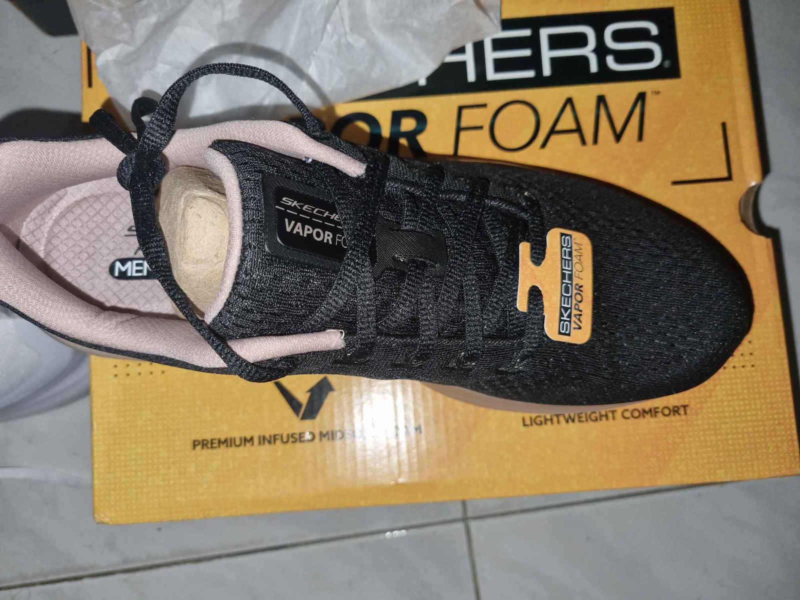 Anatomical Sneakers Black