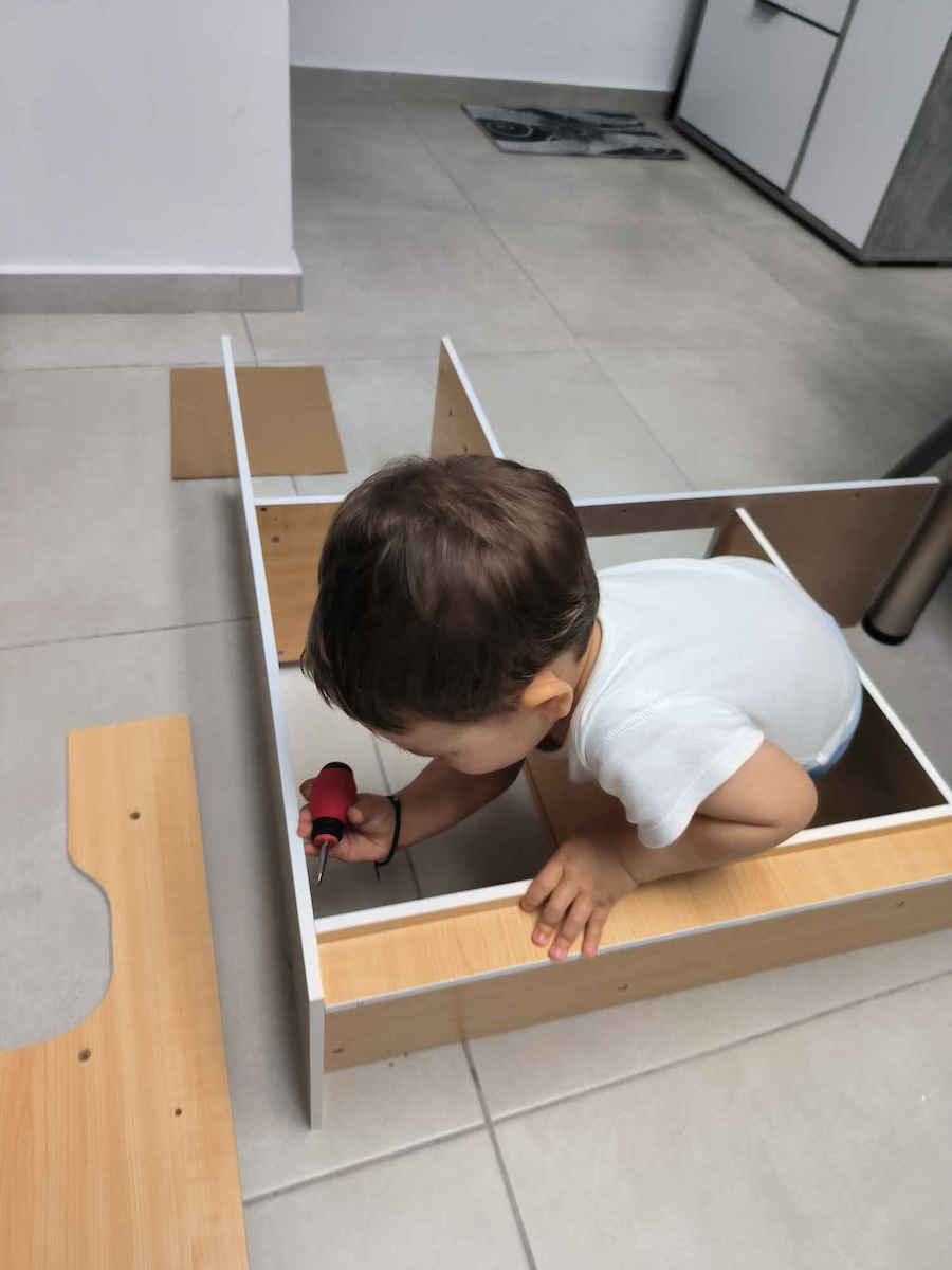 Kruzzel Kleiner Küchenchef aus Holz für 3+ Jahre 80 cm