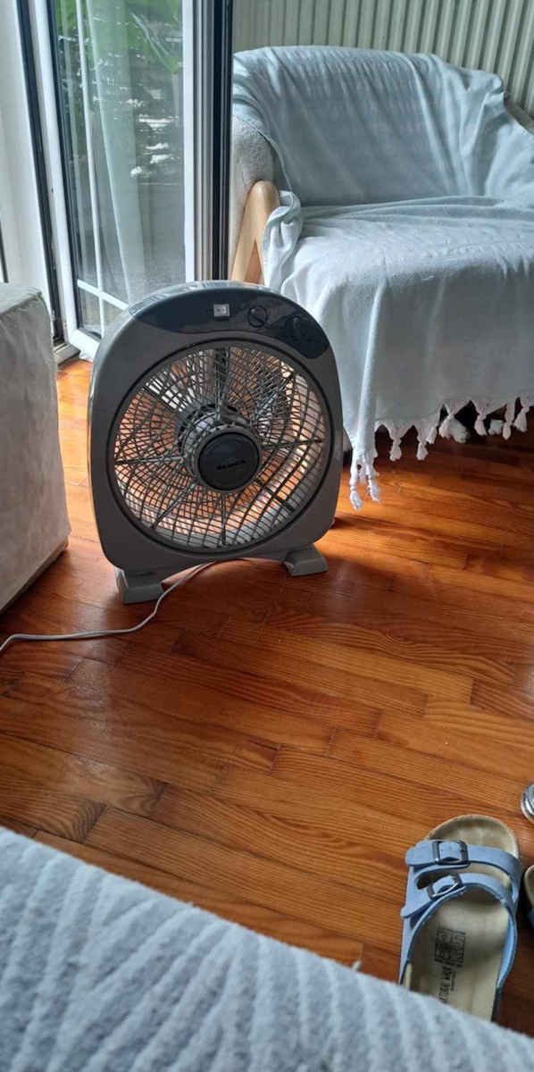 United Box Fan 45W Fan Diameter 30cm White