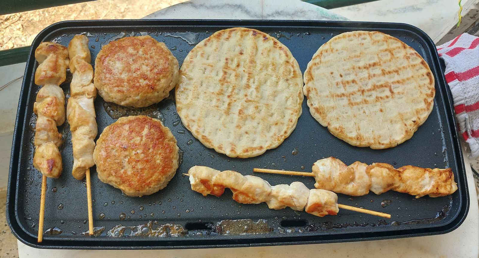 Tefal Plancha Tabletop Electric Grill Smooth Plate 2000W with Adjustable Thermostat 46cmx24cmcm
