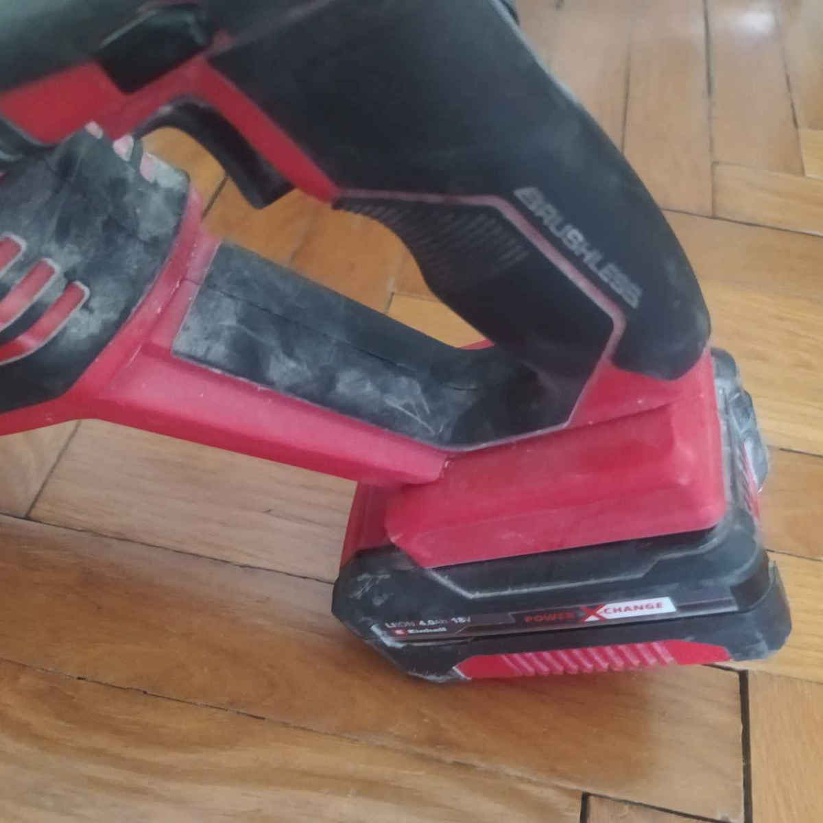 Einhell TE-AP 18/28 Li BL - Solo Реципрочен трион 18V Solo Безчеткови
