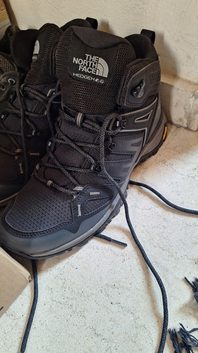 The North Face Hedgehog Men's Hiking Boots Waterproof with Gore-Tex Membrane Black