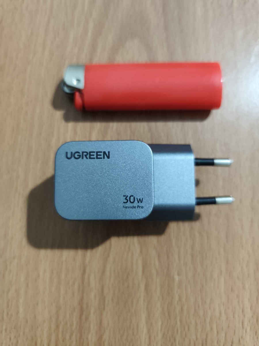 Ugreen Φορτιστής Χωρίς Καλώδιο GaN με Θύρα USB-C 30W Power Delivery / Quick Charge 3.0 Γκρι (Nexode Pro)