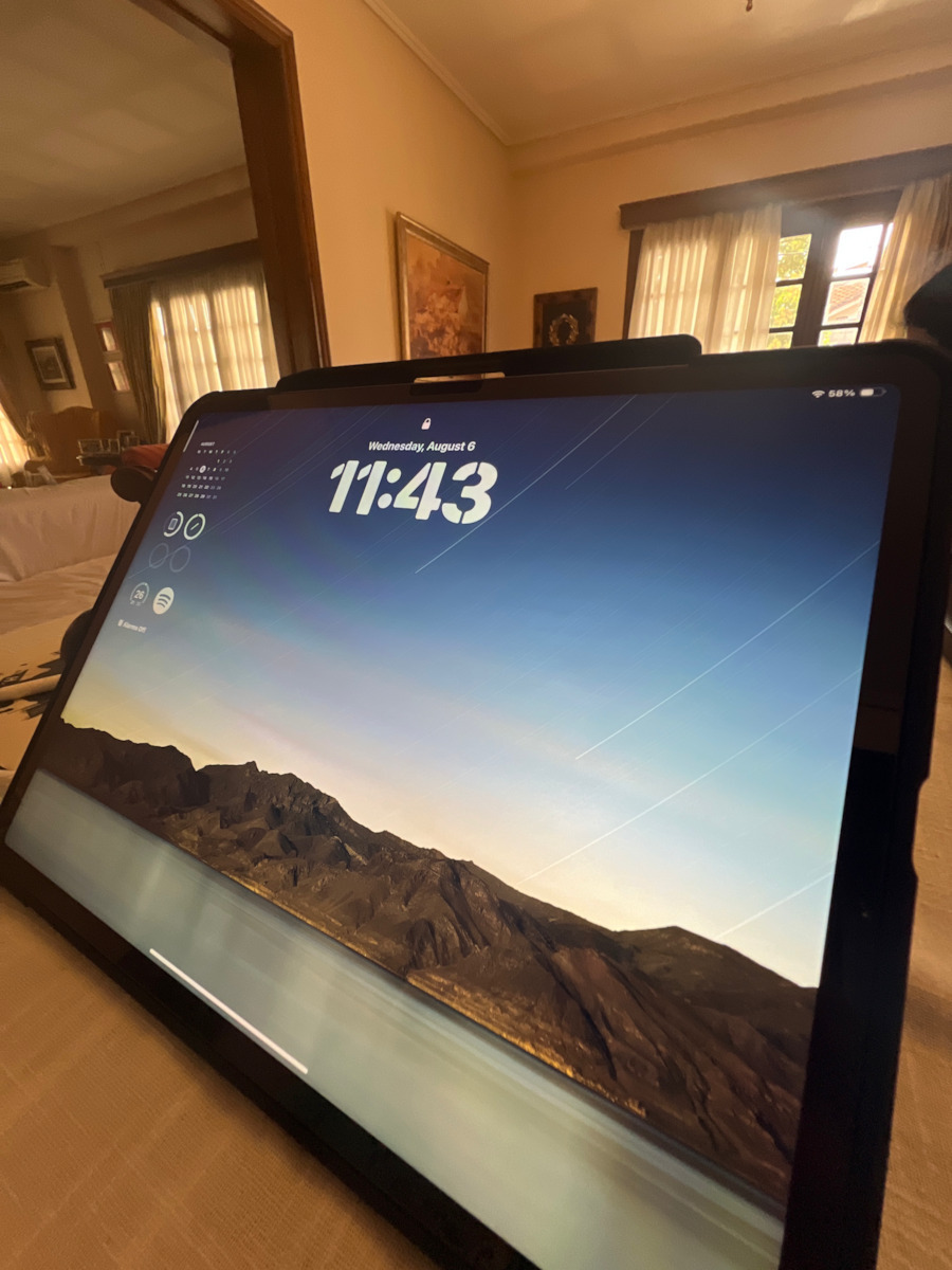 Apple iPad Air 2025 11Inches (8GB/256GB) Blue
