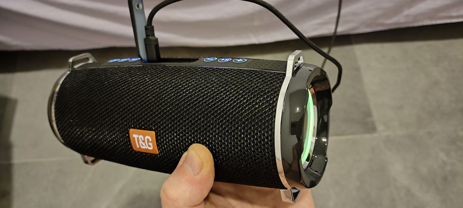T&G TG-192 Ηχείο Bluetooth 20W με Ραδιόφωνο και Διάρκεια Μπαταρίας έως 8 ώρες Μαύρο