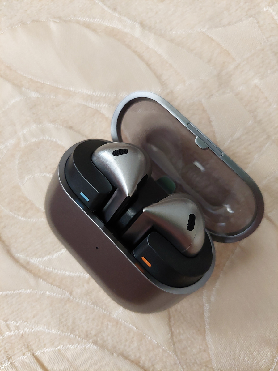 Samsung Galaxy Buds3 Bluetooth Handsfree Earphones with Sweat Resistance and Charging Case White